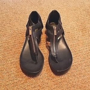 *Final Price* Kenneth Cole Reaction Sandles